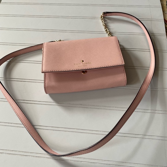 Kate Spade Light Pink Crossbody Wallet - Picture 2 of 6